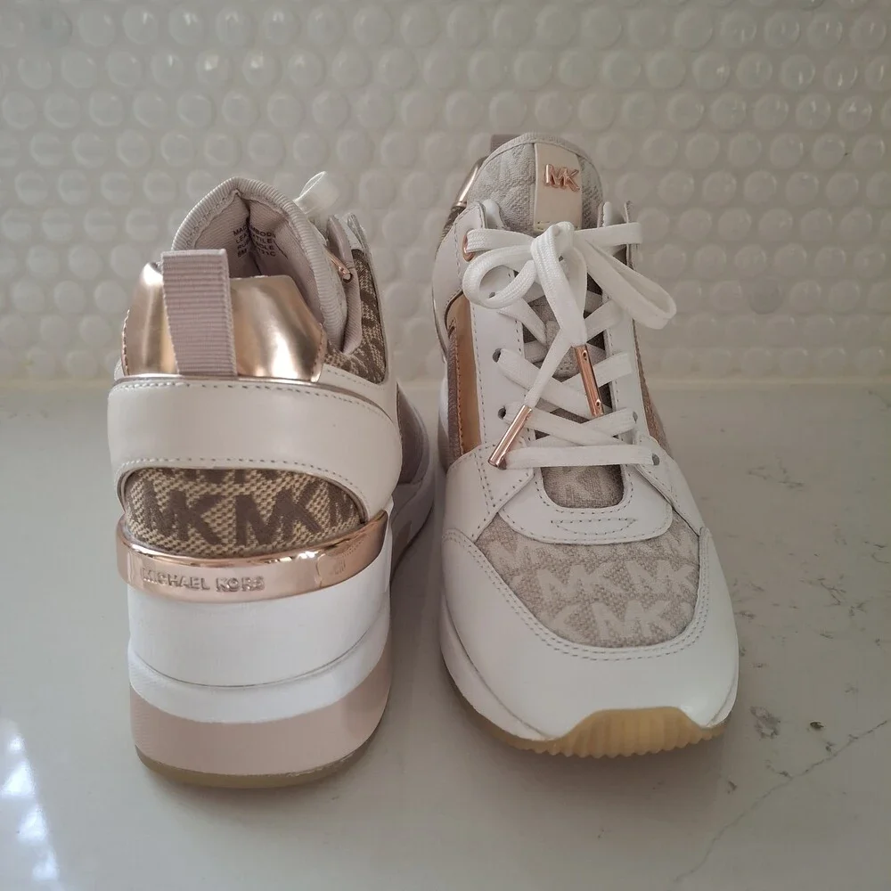 MICHAEL Michael Kors Georgie Trainer Sneakers White & Rose Gold Size 6M Like New